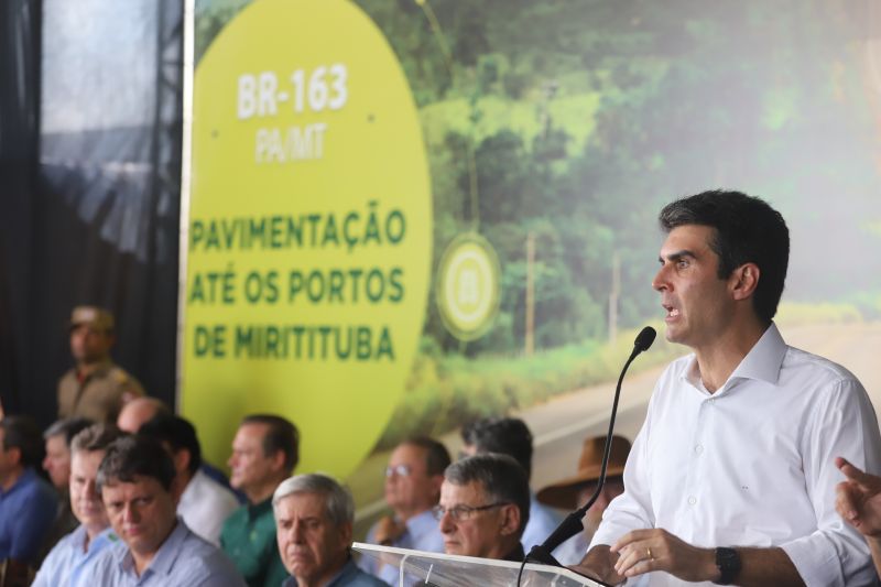 BR - 163
Inauguração da Br 163 Pá/Mt em Cachoeira da serra distrito de Altamira Fotos Marco Santos/ agpara <div class='credito_fotos'>Foto: Marco Santos / Ag. Pará   |   <a href='/midias/2020/originais/5998_e60a31cd-ea02-1fe6-b8f8-a0f862c74920.jpg' download><i class='fa-solid fa-download'></i> Download</a></div>