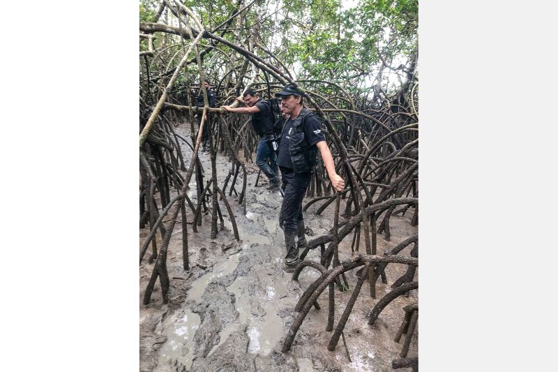 A Polícia Civil deu seguimento, nesta quarta-feira (19), à operação "Narcos II", que contou com apoio da Guarda Municipal de Belém e Marinha do Brasil, por meio do Batalhão de Operações Ribeirinhas. <div class='credito_fotos'>Foto: Ascom / Polícia Civil | <a href='/midias/2020/originais/6008_cf3d3267-feb3-064a-ed3a-62b25930b8a4.jpg' download><i class='fa-solid fa-download'></i> Download</a></div>