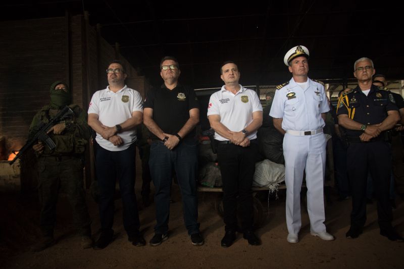 Sete fornos foram utilizados durante a incineração de dois mil e trezentos quilos de cocaína apreendidos durante a operação "Narcos II", realizada pela Polícia Civil. <div class='credito_fotos'>Foto: Pedro Guerreiro / Ag. Pará | <a href='/midias/2020/originais/6010_b61a76a9-1de4-430e-93af-6cb20c4961aa.jpg' download><i class='fa-solid fa-download'></i> Download</a></div>