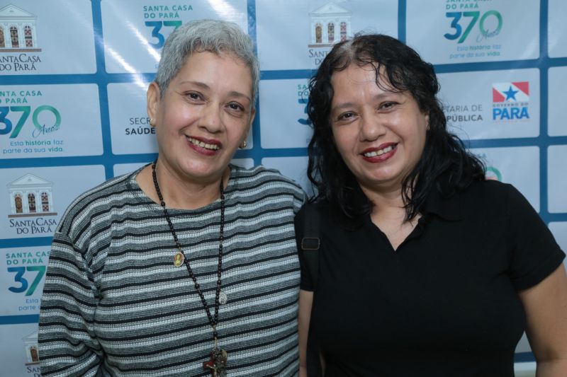 Marias do socorro Lopes e Maria de Fátima Lopes <div class='credito_fotos'>Foto: Alex Ribeiro / Ag. Pará | <a href='/midias/2020/originais/6012_a3f7077b-f7ae-ddbd-8a1b-ebeb8efaa32f.jpg' download><i class='fa-solid fa-download'></i> Download</a></div>