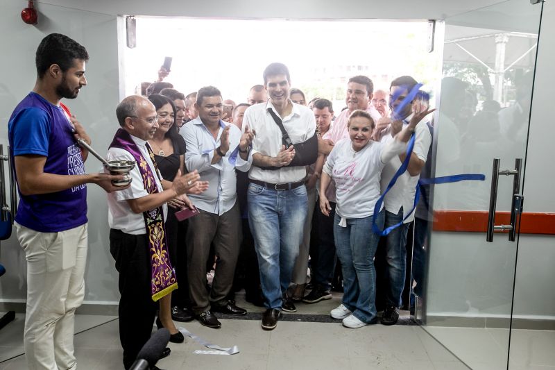 Governo do Pará entrega Hospital Regional Santa Rosa, em Abaetetuba. <div class='credito_fotos'>Foto: Marco Santos / Ag. Pará | <a href='/midias/2020/originais/6060_93768c95-13d3-7771-4101-fd0a34bd63c0.jpg' download><i class='fa-solid fa-download'></i> Download</a></div>