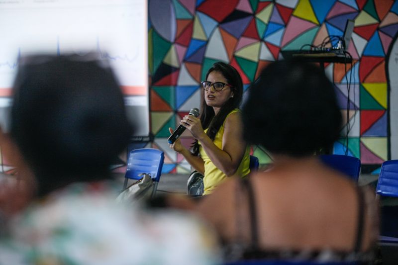 Durante as ações, o programa já realizou mais de 11 mil atendimentos somente em Ananindeua. No Pará, mais de 50 mil pessoas foram beneficiadas com a iniciativa, que conta com a participação de diversos órgãos e parceiros que levam serviços de cidadania, saúde, emprego e renda. <div class='credito_fotos'>Foto: Jader Paes / Agência Pará | <a href='/midias/2020/originais/6061_14885424-0c2d-c5fb-abcf-58ca749d4b5f.jpg' download><i class='fa-solid fa-download'></i> Download</a></div>