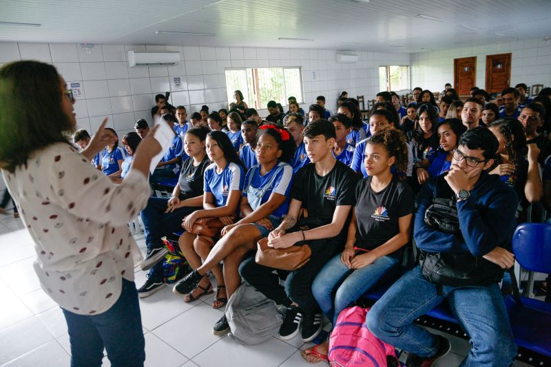 Precaucoes Corona Virus nas Escolas. <div class='credito_fotos'>Foto: Jader Paes / Agência Pará | <a href='/midias/2020/originais/6080_603fe10c-f52f-d57a-0842-e4e53ed46541.jpg' download><i class='fa-solid fa-download'></i> Download</a></div>