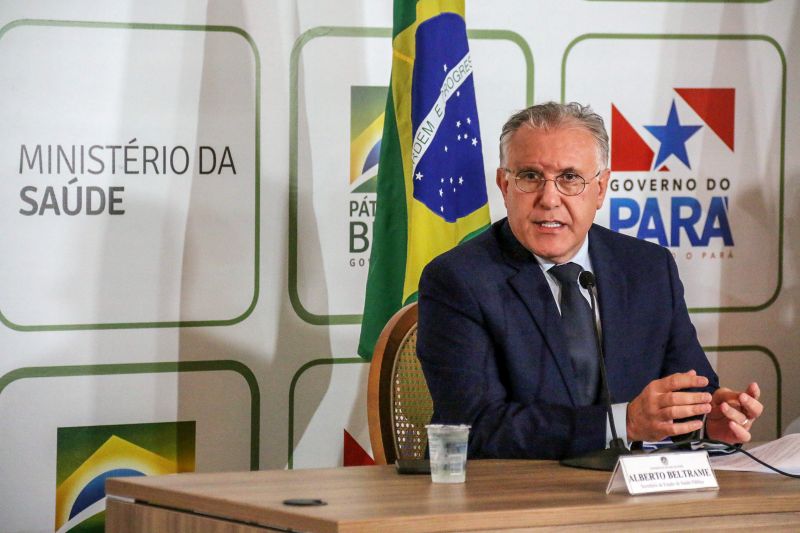 Coletiva com o governo do estado. Novas Medidas Coronavírus <div class='credito_fotos'>Foto: Bruno Cecim / Ag.Pará | <a href='/midias/2020/originais/6100_8e473fb9-2d85-ff7f-5020-3f7b0d5f36cc.jpg' download><i class='fa-solid fa-download'></i> Download</a></div>