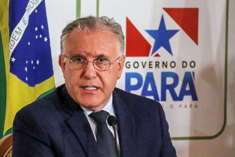 Coletiva com o governo do estado. Novas Medidas Coronavírus <div class='credito_fotos'>Foto: Bruno Cecim / Ag.Pará | <a href='/midias/2020/originais/6100_cc9e78b6-ab8c-a832-2542-bb82314941cf.jpg' download><i class='fa-solid fa-download'></i> Download</a></div>