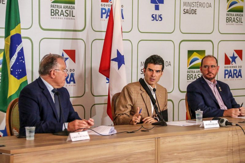 Coletiva  com o governo do estado. Novas Medidas Coronavírus <div class='credito_fotos'>Foto: Bruno Cecim / Ag.Pará   |   <a href='/midias/2020/originais/6100_e8e2ef47-c70f-a224-e9ce-e9ddbe0d177e.jpg' download><i class='fa-solid fa-download'></i> Download</a></div>