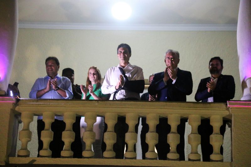 Homenagem aos Profissionais de Saúde <div class='credito_fotos'>Foto: Bruno Cecim / Ag.Pará | <a href='/midias/2020/originais/6101_98e15e94-91c3-304c-2c7e-078fde8a6e9d.jpg' download><i class='fa-solid fa-download'></i> Download</a></div>