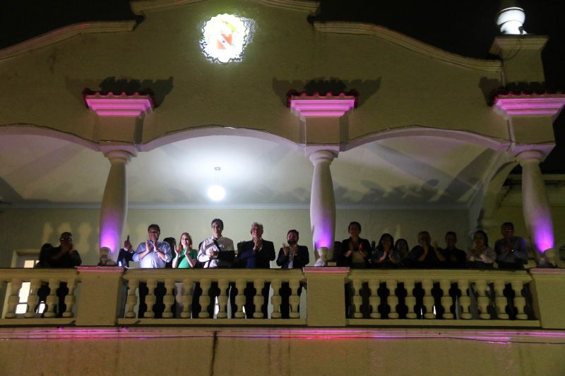 Homenagem aos Profissionais de Saúde <div class='credito_fotos'>Foto: Bruno Cecim / Ag.Pará | <a href='/midias/2020/originais/6101_c2a0b841-fbb1-28e2-c957-d9c262050b93.jpg' download><i class='fa-solid fa-download'></i> Download</a></div>
