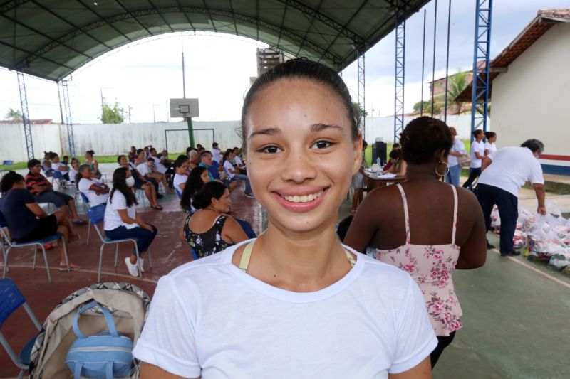 Aluna Noemi Oliveira <div class='credito_fotos'>Foto: Alex Ribeiro / Ag. Pará | <a href='/midias/2020/originais/6147_cb94789f-dbe5-20b7-e5ca-1d9a84a041c7.jpg' download><i class='fa-solid fa-download'></i> Download</a></div>