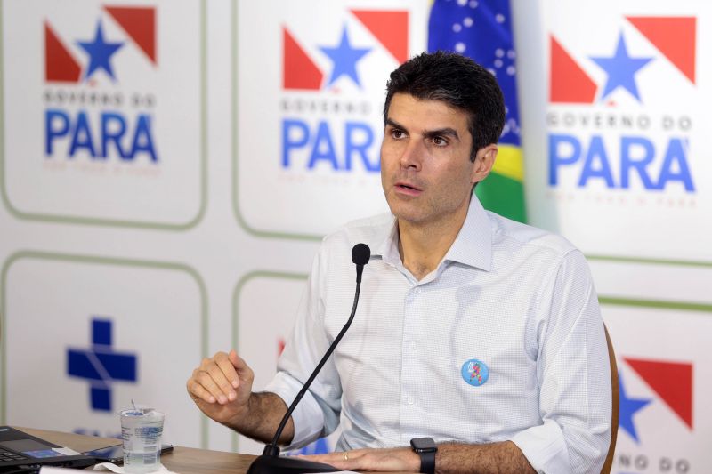 Coletiva com Governador do Estado do Pará Helder Barbalho <div class='credito_fotos'>Foto: Bruno Cecim / Ag.Pará | <a href='/midias/2020/originais/6186_49592821-19bc-78f8-47ba-25bc871d62e6.jpg' download><i class='fa-solid fa-download'></i> Download</a></div>