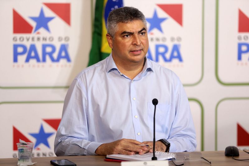 Governador Helder Barbalho em Videoconferência com Mineradora de Maraba <div class='credito_fotos'>Foto: Bruno Cecim / Ag.Pará | <a href='/midias/2020/originais/6187_244f21c2-bd35-4ff9-3694-5c28dfc926f9.jpg' download><i class='fa-solid fa-download'></i> Download</a></div>