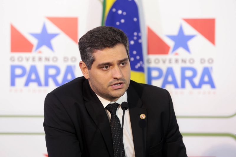 Coletiva com Governador do Estado do Pará Helder Barbalho <div class='credito_fotos'>Foto: Bruno Cecim / Ag.Pará | <a href='/midias/2020/originais/6206_5860035d-70df-1b4c-b2ab-025f5bd6f129.jpg' download><i class='fa-solid fa-download'></i> Download</a></div>
