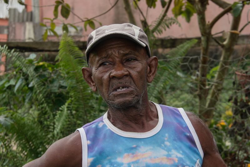 Seu Joaquim relatou os prejuízos contabilizados pela família. “Perdi cama, geladeira, sofá e roupas"