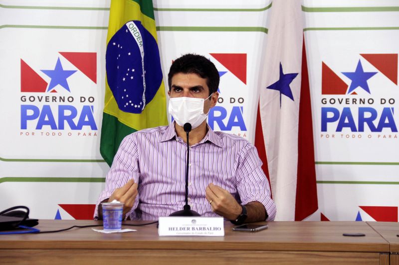 Governador Helder Barbalho em Videoconferência com Prefeitos de Marajo <div class='credito_fotos'>Foto: Bruno Cecim / Ag.Pará | <a href='/midias/2020/originais/6228_3647d2d6-ab6e-8505-41ce-18207d18ba17.jpg' download><i class='fa-solid fa-download'></i> Download</a></div>