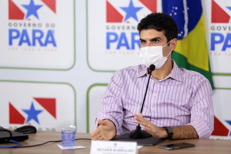 Governador Helder Barbalho em Videoconferência com Prefeitos de Marajo <div class='credito_fotos'>Foto: Bruno Cecim / Ag.Pará | <a href='/midias/2020/originais/6228_5d1d16e9-a685-a41f-5eec-13099f9b6645.jpg' download><i class='fa-solid fa-download'></i> Download</a></div>