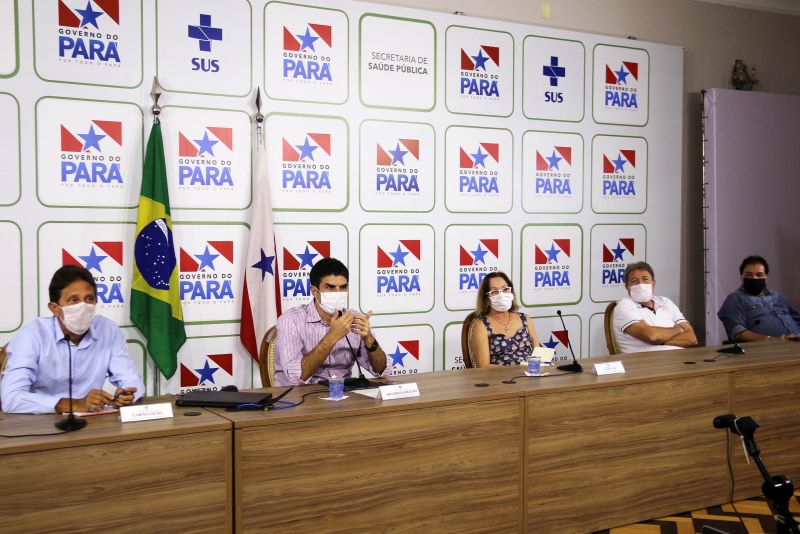 Governador Helder Barbalho em Videoconferência com Prefeitos de Marajo <div class='credito_fotos'>Foto: Bruno Cecim / Ag.Pará | <a href='/midias/2020/originais/6228_688bbc44-67ea-1769-aeb3-9b4fba78c261.jpg' download><i class='fa-solid fa-download'></i> Download</a></div>