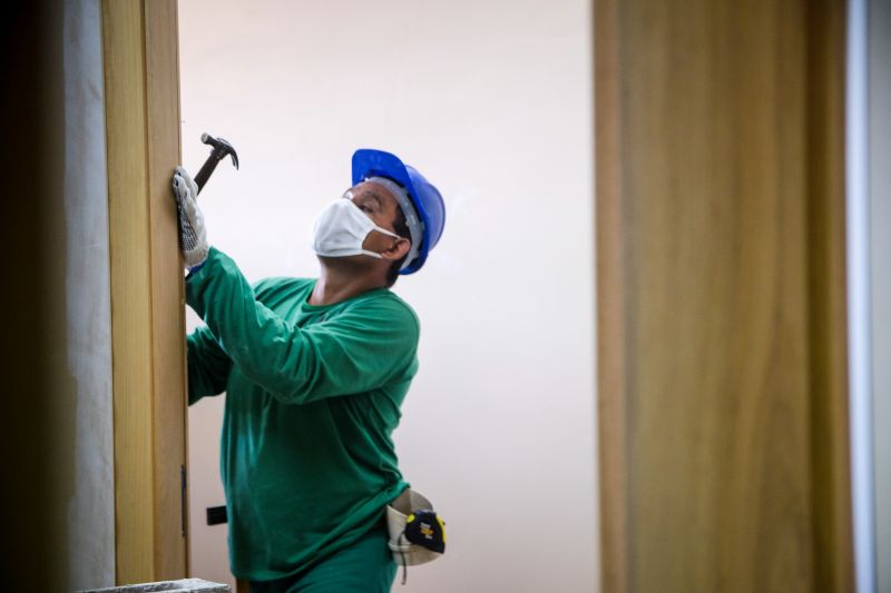 Obras no Hospital Abelardo Santos ,nos andares 08 e 09 <div class='credito_fotos'>Foto: Pedro Guerreiro / Ag. Pará | <a href='/midias/2020/originais/6242_fafa6c7a-c0be-8a26-aec1-b5793e2396cb.jpg' download><i class='fa-solid fa-download'></i> Download</a></div>