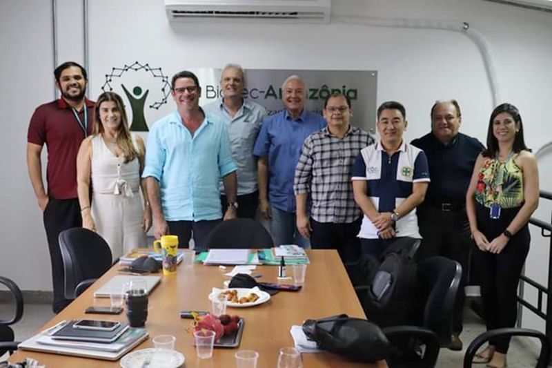 Parte da equipe da Biotec <div class='credito_fotos'>Foto: Divulgação   |   <a href='/midias/2020/originais/6262_8c736f90-192e-e247-ef78-51491c22ab38.jpg' download><i class='fa-solid fa-download'></i> Download</a></div>