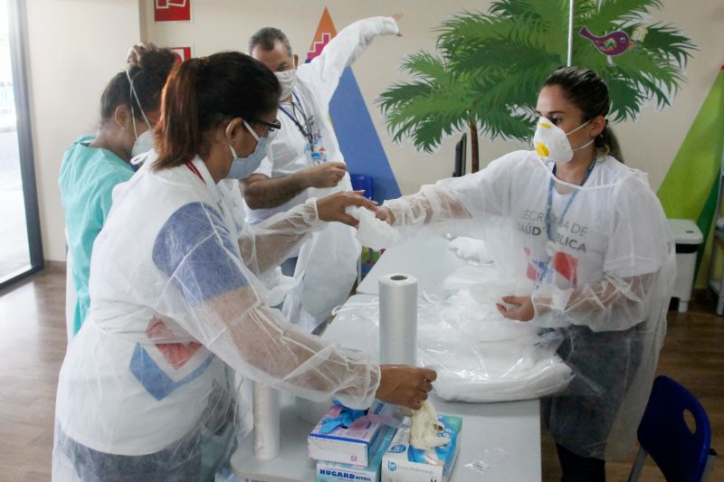 Atendimento no Hospital Abelardo Santos  <div class='credito_fotos'>Foto: Marcelo Seabra / Ag. Pará   |   <a href='/midias/2020/originais/6273_33ce3be0-bd51-afbf-8f51-7d6910db796d.jpg' download><i class='fa-solid fa-download'></i> Download</a></div>