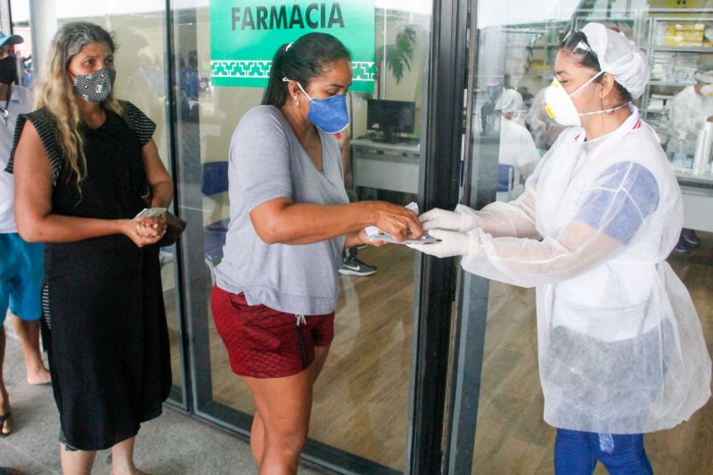 Atendimento no Hospital Abelardo Santos  <div class='credito_fotos'>Foto: Marcelo Seabra / Ag. Pará   |   <a href='/midias/2020/originais/6273_88dc1758-4e79-4c17-4ba7-fde43c668b17.jpg' download><i class='fa-solid fa-download'></i> Download</a></div>