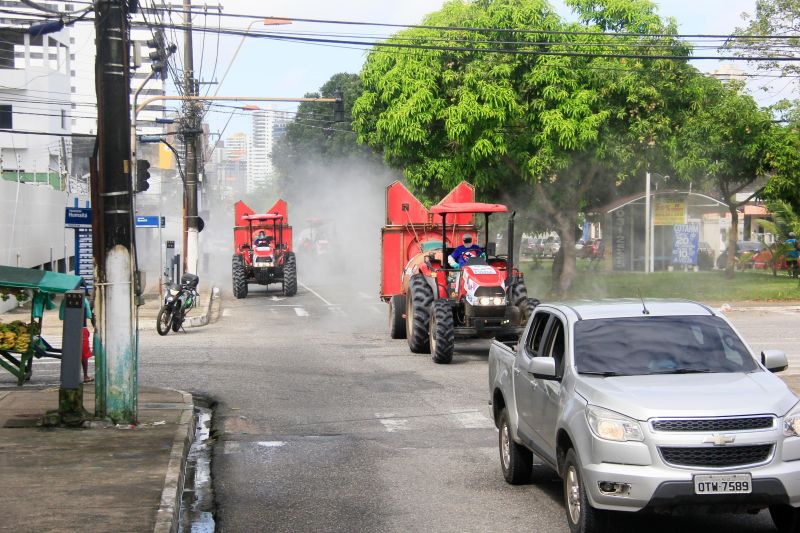 Ação do governo higieniza vias públicas próximas a feiras, mercados e hospitais <div class='credito_fotos'>Foto: Marcelo Seabra / Ag. Pará | <a href='/midias/2020/originais/6280_4a70114b-26fb-3811-00e0-9958526747f3.jpg' download><i class='fa-solid fa-download'></i> Download</a></div>