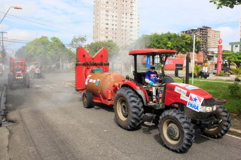 Ação do governo higieniza vias públicas próximas a feiras, mercados e hospitais <div class='credito_fotos'>Foto: Marcelo Seabra / Ag. Pará   |   <a href='/midias/2020/originais/6280_66e5c6bf-c310-8b64-d3ef-c5271a9680eb.jpg' download><i class='fa-solid fa-download'></i> Download</a></div>