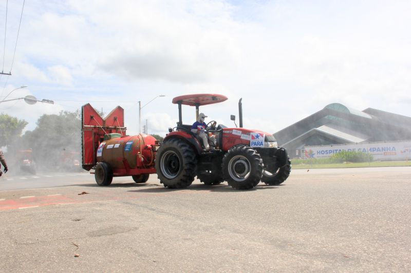 Ação do governo higieniza vias públicas próximas a feiras, mercados e hospitais <div class='credito_fotos'>Foto: Marcelo Seabra / Ag. Pará   |   <a href='/midias/2020/originais/6280_805428a0-344a-054a-63ea-9b36ce2136b8.jpg' download><i class='fa-solid fa-download'></i> Download</a></div>