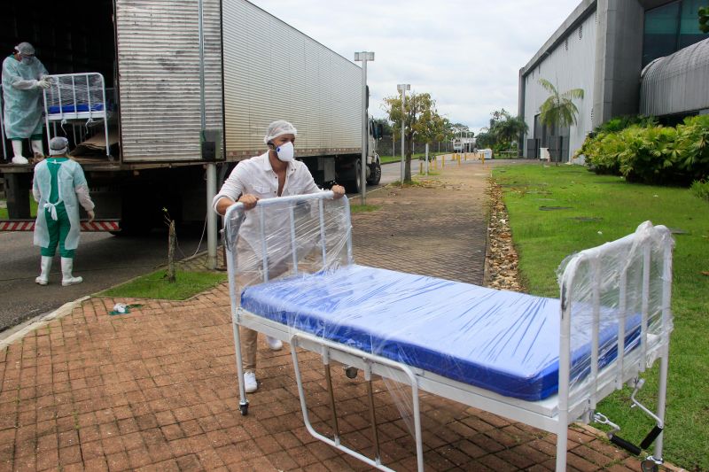 40 novas camas, próprias para utilização em Unidade de Tratamento Intensivo (UTI), foram entregues hoje no Hospital de Campanha de Belém.  <div class='credito_fotos'>Foto: Marcelo Seabra / Ag. Pará   |   <a href='/midias/2020/originais/6281_371fa1e7-f651-5d58-ff1f-6d37b5e70388.jpg' download><i class='fa-solid fa-download'></i> Download</a></div>