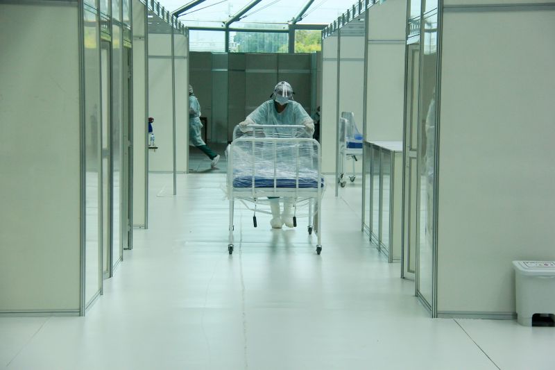 40 novas camas, próprias para utilização em Unidade de Tratamento Intensivo (UTI), foram entregues hoje no Hospital de Campanha de Belém. <div class='credito_fotos'>Foto: Marcelo Seabra / Ag. Pará | <a href='/midias/2020/originais/6281_96436deb-accd-d63f-9066-7a2662cd9ed5.jpg' download><i class='fa-solid fa-download'></i> Download</a></div>