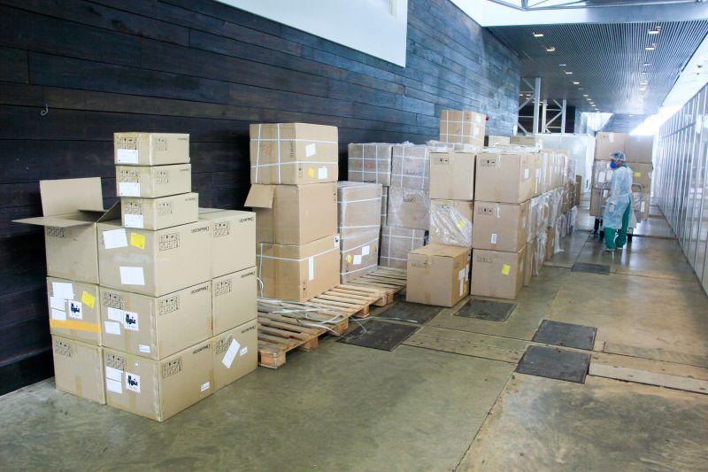 40 novas camas, próprias para utilização em Unidade de Tratamento Intensivo (UTI), foram entregues hoje no Hospital de Campanha de Belém. <div class='credito_fotos'>Foto: Marcelo Seabra / Ag. Pará | <a href='/midias/2020/originais/6281_de2b8685-b831-2418-352c-6cbd3ed2e97a.jpg' download><i class='fa-solid fa-download'></i> Download</a></div>