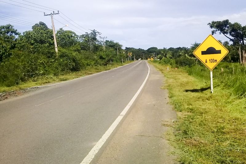 Obras na Rodovia PA 255 <div class='credito_fotos'>Foto: ASCOM SETRAN | <a href='/midias/2020/originais/6287_be7fa3bb-3c84-178d-6387-228e07f3aac7.jpg' download><i class='fa-solid fa-download'></i> Download</a></div>