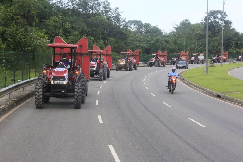 5º dia de desinfecção contra o Covid-19 pelas ruas da capital e região metropolitana de Belém.  <div class='credito_fotos'>Foto: Marcelo Seabra / Ag. Pará   |   <a href='/midias/2020/originais/6289_fc24c2c1-4205-d47e-e01a-bc63d47d35b9.jpg' download><i class='fa-solid fa-download'></i> Download</a></div>