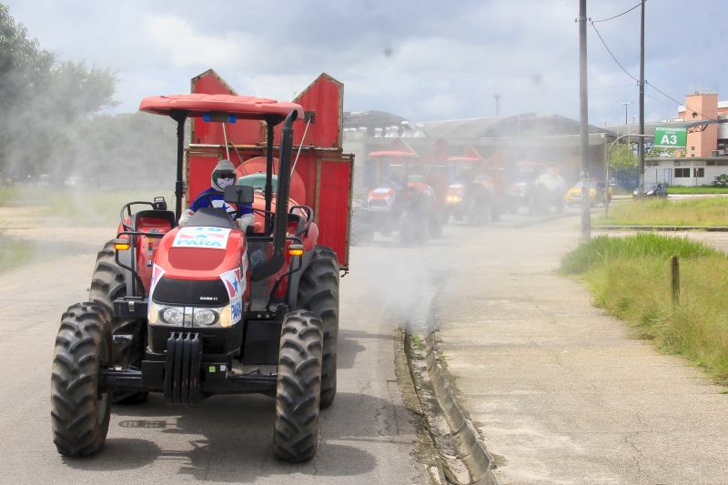 Estado promove 7º dia de desinfecção contra o Covid-19 pelas ruas de Belém <div class='credito_fotos'>Foto: Marcelo Seabra / Ag. Pará | <a href='/midias/2020/originais/6299_c78acde7-ad0a-da36-9c89-aa1dfce39e7d.jpg' download><i class='fa-solid fa-download'></i> Download</a></div>