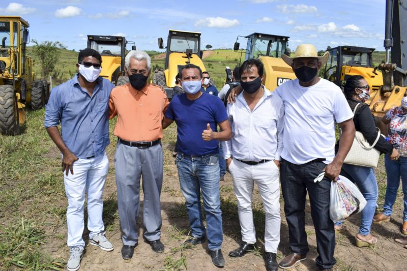Vicinal "Carne de sol", município de Abel Figueiredo, receberá pavimentação asfáltica <div class='credito_fotos'>Foto: ASCOM / SETRAN | <a href='/midias/2020/originais/6312_fe4ebb17-c2e5-72b0-6de9-247c2571e4cc.jpg' download><i class='fa-solid fa-download'></i> Download</a></div>