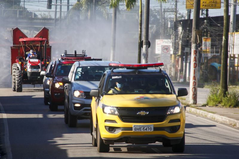 Desinfecção Ruas Belém e região metropolitana <div class='credito_fotos'>Foto: Marcelo Seabra / Ag. Pará | <a href='/midias/2020/originais/6314_733efaba-bfbf-7a1d-5fb9-605e88a9b09a.jpg' download><i class='fa-solid fa-download'></i> Download</a></div>