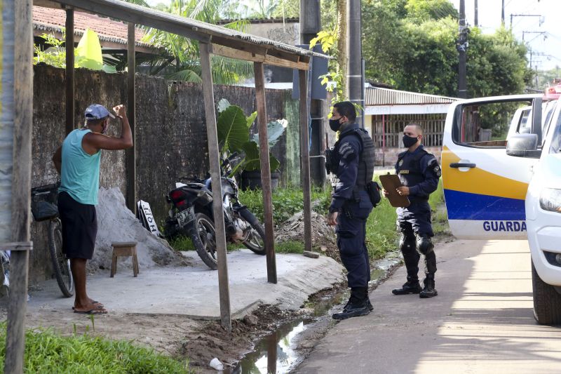 Fiscalização BR Marituba, Centro e Bairro - Lockdown contra Covid-19 <div class='credito_fotos'>Foto: Alex Ribeiro / Ag. Pará | <a href='/midias/2020/originais/6315_1258a4d9-9675-7077-77cb-d44ceb085553.jpg' download><i class='fa-solid fa-download'></i> Download</a></div>