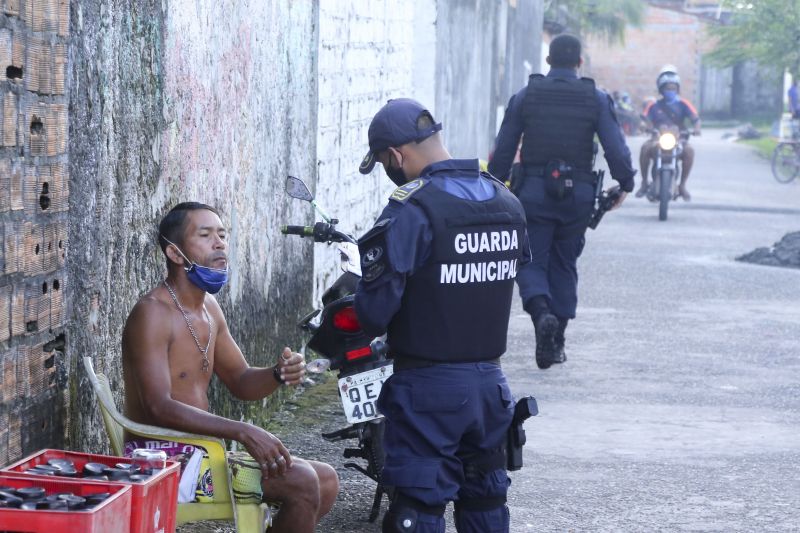 Fiscalização BR Marituba, Centro e Bairro - Lockdown contra Covid-19 <div class='credito_fotos'>Foto: Alex Ribeiro / Ag. Pará | <a href='/midias/2020/originais/6315_2e2c81b3-13ee-592f-55b8-48e84de730f6.jpg' download><i class='fa-solid fa-download'></i> Download</a></div>