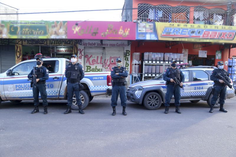 Fiscalização BR Marituba, Centro e Bairro - Lockdown contra Covid-19 <div class='credito_fotos'>Foto: Alex Ribeiro / Ag. Pará | <a href='/midias/2020/originais/6315_6d8ff981-cdc4-7ab1-6bb5-a2863b2c9af0.jpg' download><i class='fa-solid fa-download'></i> Download</a></div>