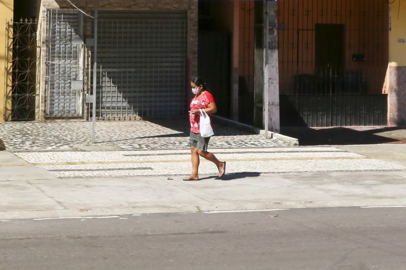 Cotidiano - Praça Matriz de Marituba, região metropolitana de Belém <div class='credito_fotos'>Foto: Alex Ribeiro / Ag. Pará   |   <a href='/midias/2020/originais/6316_2cfee8c4-67f3-5beb-deb8-8aade163d4be.jpg' download><i class='fa-solid fa-download'></i> Download</a></div>