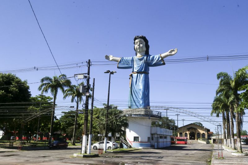 Cotidiano - Praça Matriz de Marituba, região metropolitana de Belém <div class='credito_fotos'>Foto: Alex Ribeiro / Ag. Pará | <a href='/midias/2020/originais/6316_87b90346-3bd5-fa8b-f7f0-90523e98d177.jpg' download><i class='fa-solid fa-download'></i> Download</a></div>