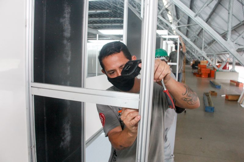O Hospital terá 240 leitos clínicos distribuídos em uma área de 50 mil metros quadrados. A unidade irá atender pacientes com casos leves e moderados da covid-19 em Belém e região metropolitana <div class='credito_fotos'>Foto: Marcelo Seabra / Ag. Pará | <a href='/midias/2020/originais/6328_f4f85181-bc7e-8c22-60d1-90d066853a4f.jpg' download><i class='fa-solid fa-download'></i> Download</a></div>