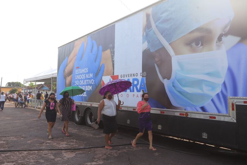 Policlínica itinerante inicia atendimentos em Santo Antônio do Tauá <div class='credito_fotos'>Foto: Marco Santos / Ag. Pará | <a href='/midias/2020/originais/6329_9cf0343c-4004-921b-cd6e-8c3cc144eb13.jpg' download><i class='fa-solid fa-download'></i> Download</a></div>