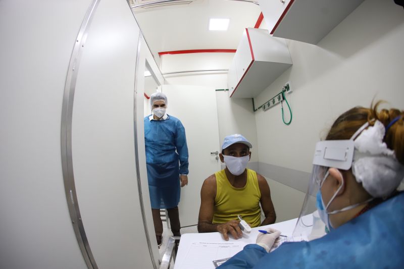 Policlínica itinerante inicia atendimentos em Santo Antônio do Tauá <div class='credito_fotos'>Foto: Marco Santos / Ag. Pará | <a href='/midias/2020/originais/6329_eed88ce4-aeb6-89cf-cda2-54156e509b10.jpg' download><i class='fa-solid fa-download'></i> Download</a></div>