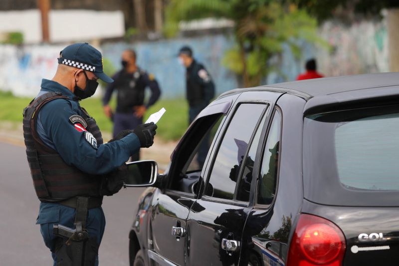 PM Operação / Lockdown / Almirante Barroso <div class='credito_fotos'>Foto: Bruno Cecim / Ag.Pará | <a href='/midias/2020/originais/6334_606a63a0-dfae-f726-4e1a-0e6dbbd2fbf0.jpg' download><i class='fa-solid fa-download'></i> Download</a></div>