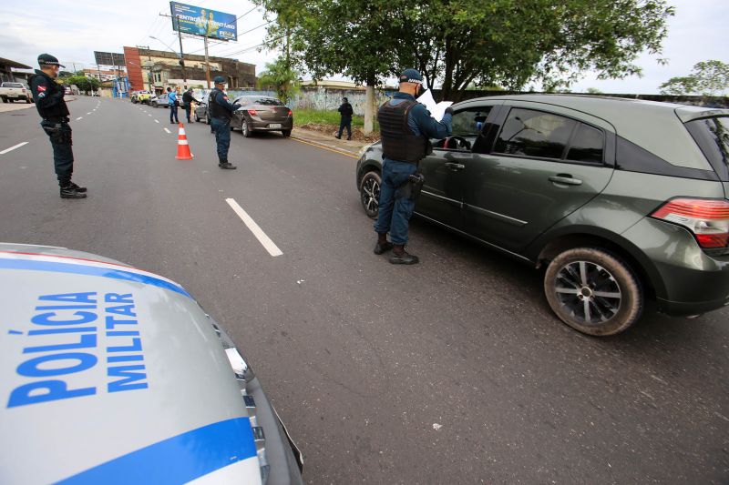 PM Operação / Lockdown / Almirante Barroso <div class='credito_fotos'>Foto: Bruno Cecim / Ag.Pará | <a href='/midias/2020/originais/6334_e927d48f-864b-3073-635b-e05071781e4f.jpg' download><i class='fa-solid fa-download'></i> Download</a></div>