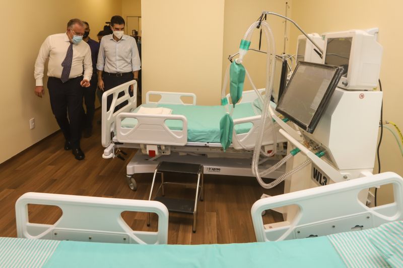 Com seis meses de antecedência, o Governo do Pará abriu nesta quarta-feira (3) o Hospital Regional de Castanhal, na Região Metropolitana de Belém. <div class='credito_fotos'>Foto: Marco Santos / Ag. Pará | <a href='/midias/2020/originais/6409_b5ad969e-f465-a704-b688-5bfd5ea9b60d.jpg' download><i class='fa-solid fa-download'></i> Download</a></div>