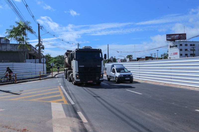 OBRAS - Desvio na Br 316 em Marituba <div class='credito_fotos'>Foto: Alex Ribeiro / Ag. Pará | <a href='/midias/2020/originais/6416_300e26be-ae4e-fe1a-e8ff-f12d9b0ea37d.jpg' download><i class='fa-solid fa-download'></i> Download</a></div>