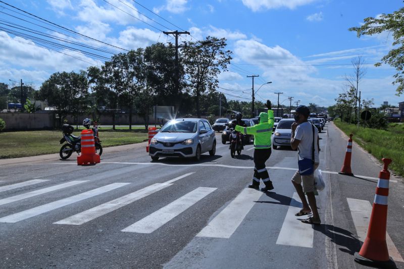 OBRAS - Desvio na Br 316 em Marituba <div class='credito_fotos'>Foto: Alex Ribeiro / Ag. Pará | <a href='/midias/2020/originais/6416_5f3263fc-8260-dd97-3b2b-9eda8d12a9f1.jpg' download><i class='fa-solid fa-download'></i> Download</a></div>