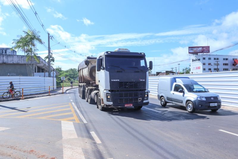 OBRAS - Desvio na Br 316 em Marituba <div class='credito_fotos'>Foto: Alex Ribeiro / Ag. Pará | <a href='/midias/2020/originais/6416_7d5d631a-06da-4c92-ee45-5c8f593c4f80.jpg' download><i class='fa-solid fa-download'></i> Download</a></div>
