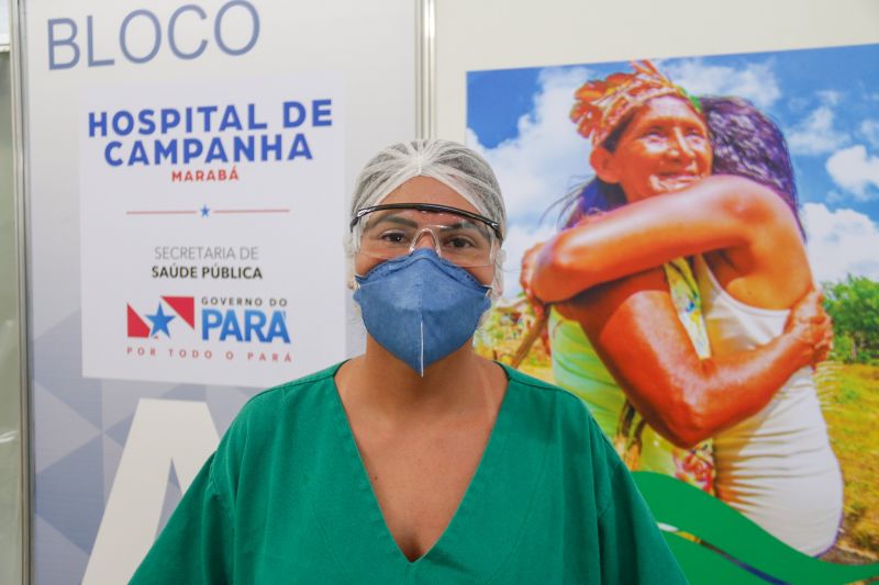 Camila Abreu, enfermeira <div class='credito_fotos'>Foto: Bruno Cecim / Ag.Pará   |   <a href='/midias/2020/originais/6425_003e4d04-5904-9974-7104-2e51baa43f86.jpg' download><i class='fa-solid fa-download'></i> Download</a></div>